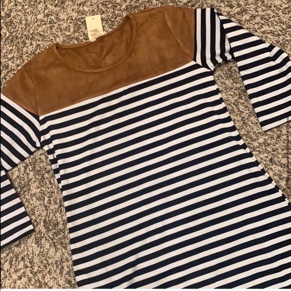 NWT Suede Shoulder Navy Striped Dress Size S - Picture 6 of 8